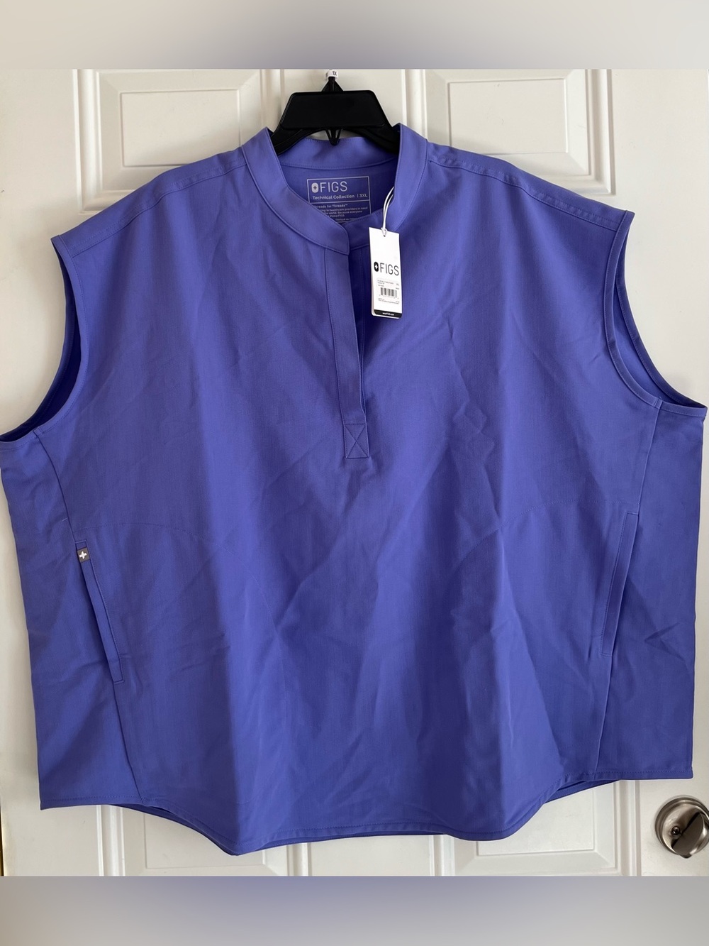 NWT FIGS Technical Rafaela Scrub Top 3XL Oversized Sleeveless Blueberry Medical